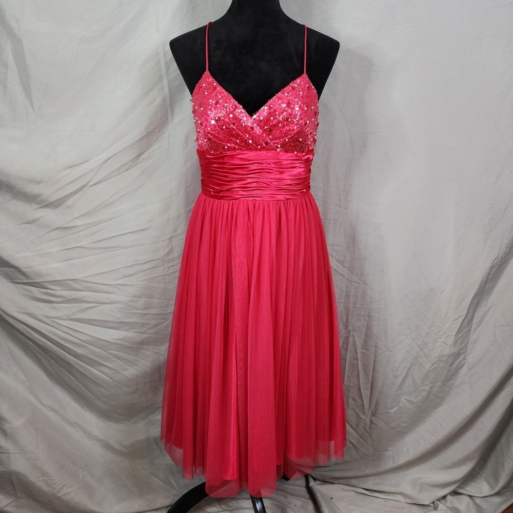 CITY TRIANGLES Size 9/10‎ Bright Pink Sequin Pearl Satin Mesh Prom Formal Gown
